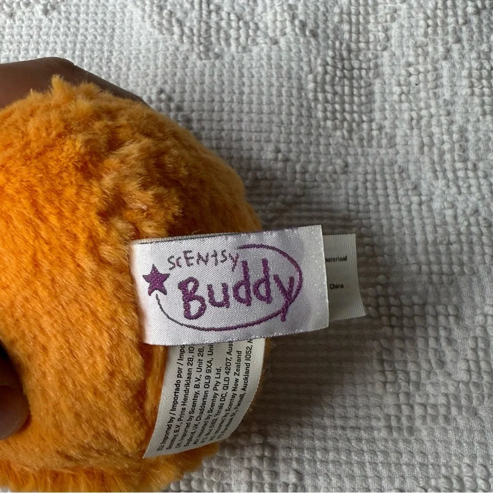 Scentsy Buddy Clip Pumpkin Jack-O-Lantern Orange Plush Halloween 4 Inch